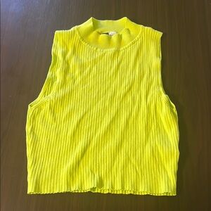 Divided Ribbed Crop Top size small